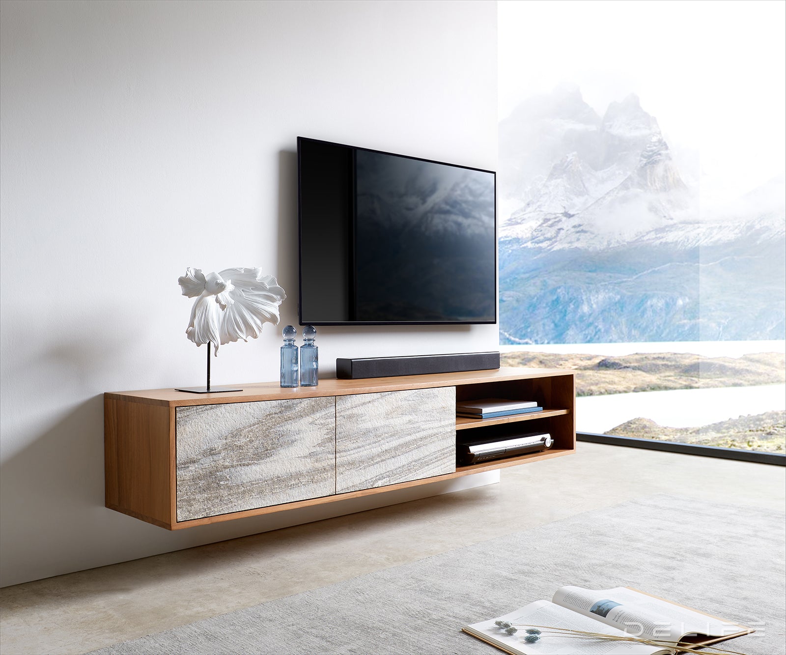TV Komoda Kleo, Materijal: Bagrem