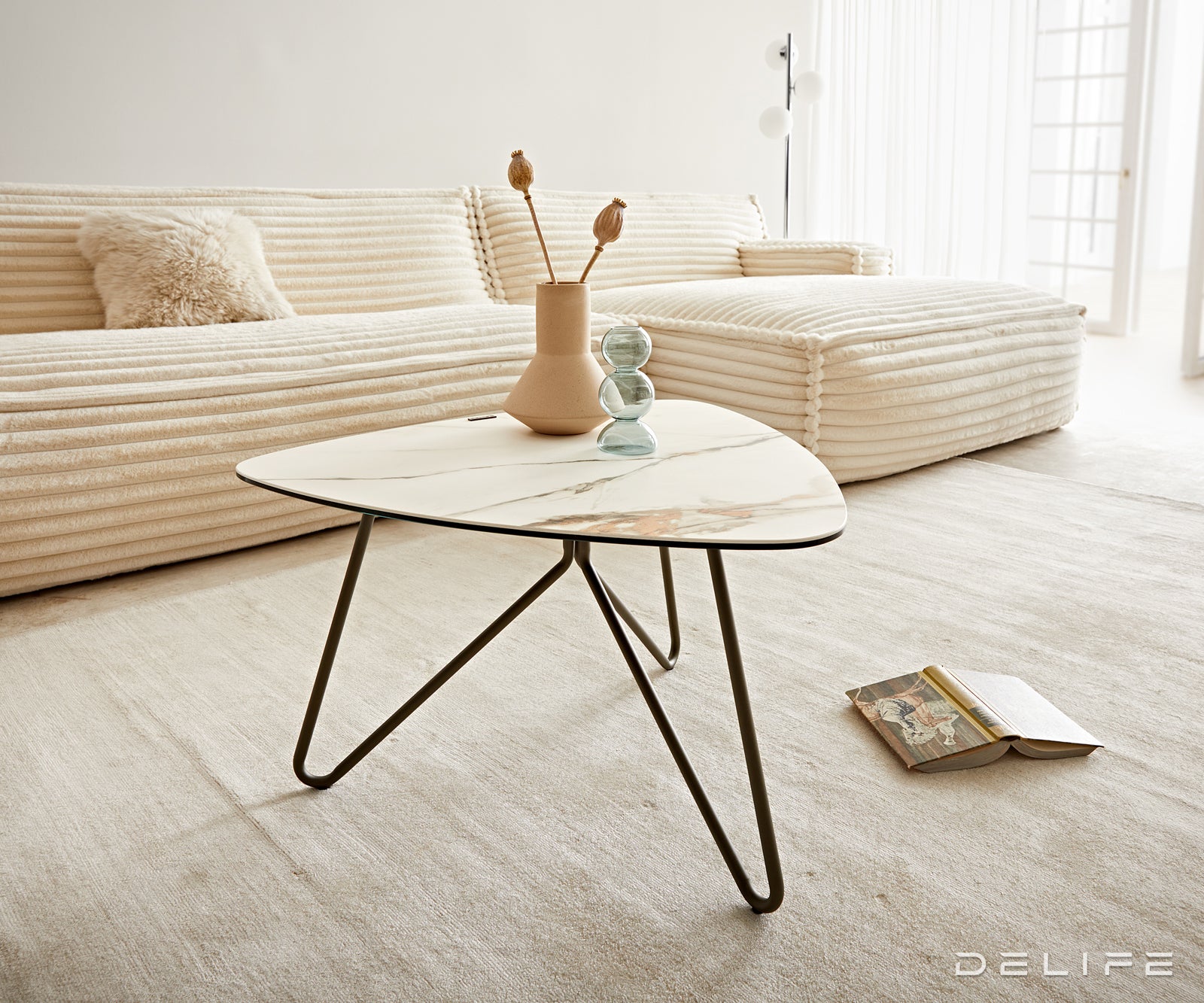 Klub stolić Ekrem 66x65cm, Materijal: Keramika Calacatta