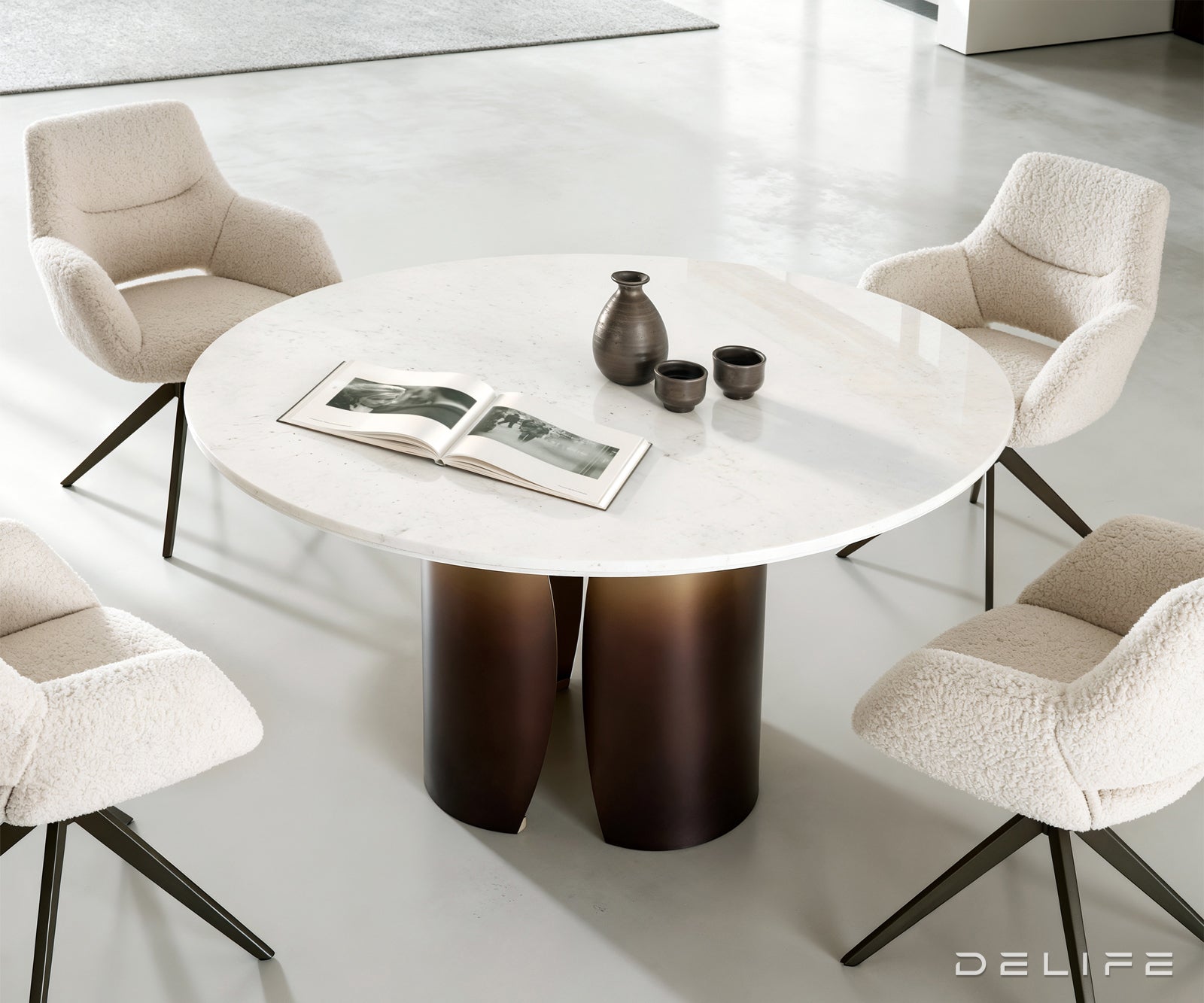 Blagovaonski stol Adenza 140x140cm, Materijal: Mramor