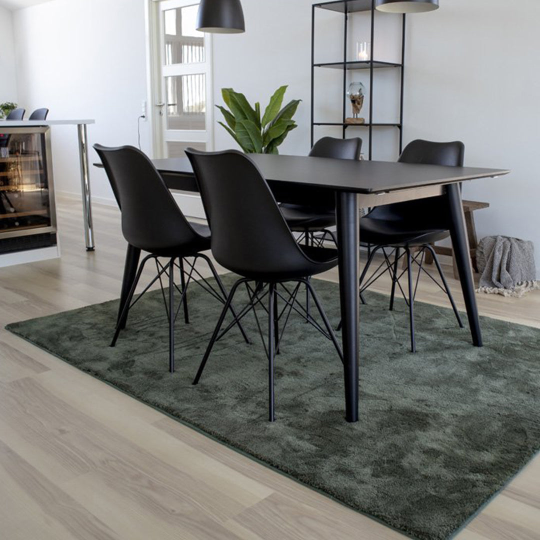 Blagovaonska stolica Oslo, Materijal: PU