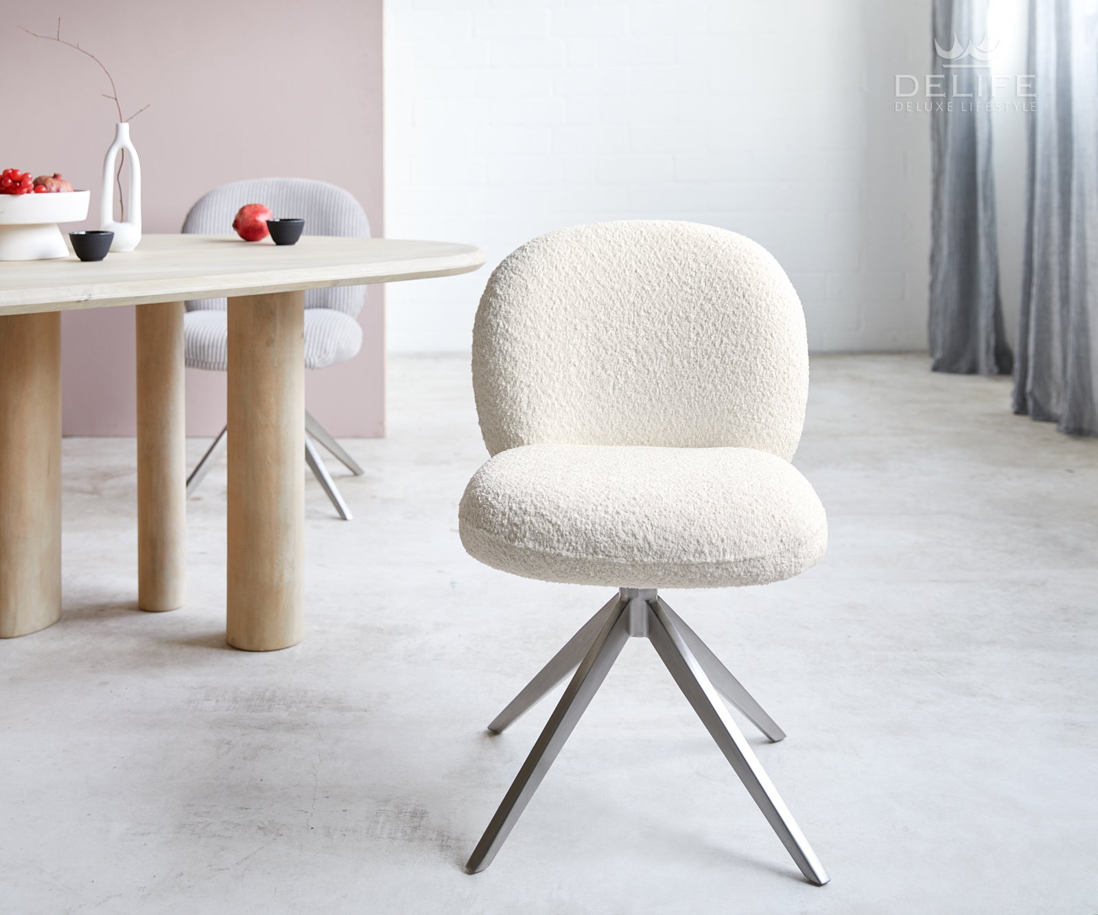Blagovaonska stolica  Nube, Materijal:Boucle